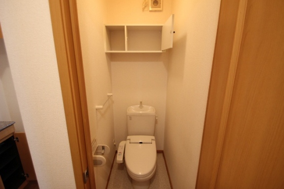 トイレ　※別号室の写真です。