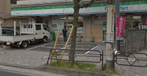 コンビニ　ファミリーマート 港南中央通店（コンビニ）まで382m
