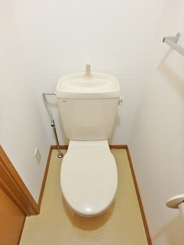 トイレ　図面と現状に相違がある場合には現状を優先