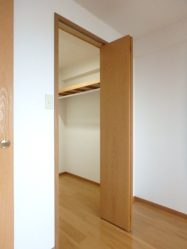 収納　図面と現状に相違がある場合には現状を優先