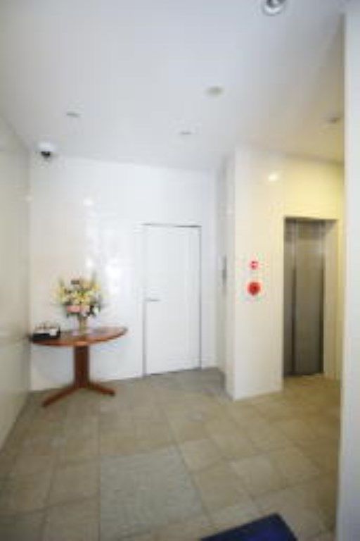 ロビー　弊社は都内全域の物件をご紹介可能です！