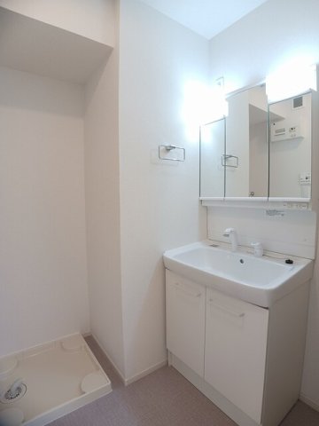 洗面設備　忙しい朝には欠かせない洗面所です