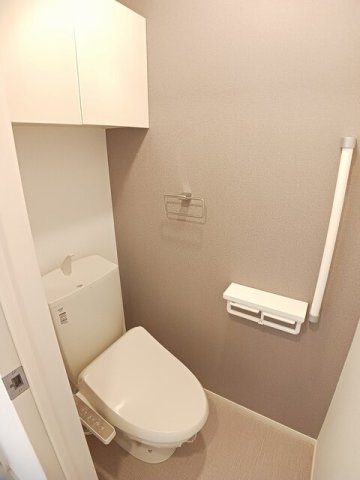 トイレ　ゆったりとした空間のトイレです