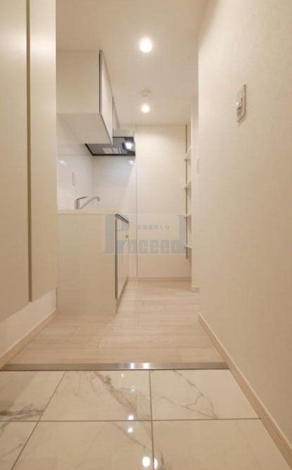 玄関　広々とした玄関部分