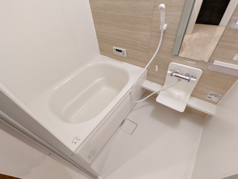 バス・シャワールーム　図面と現状に相違がある場合には現状を優先