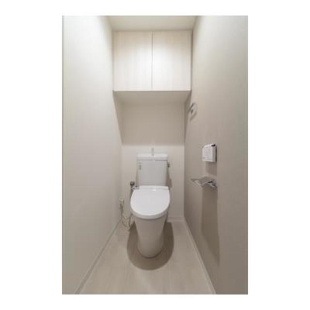 トイレ　※写真は同タイプ住戸です。