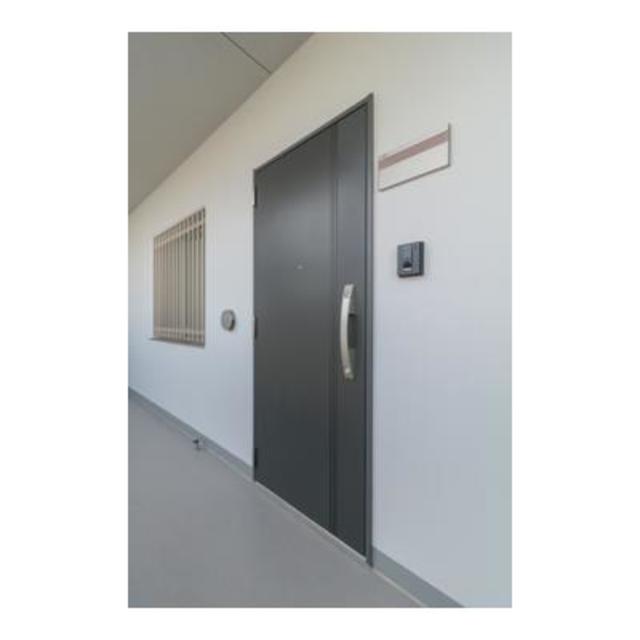 玄関　※写真は同タイプ住戸です。