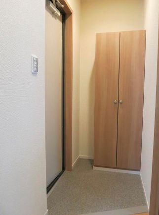 玄関　ゆったりとした玄関です