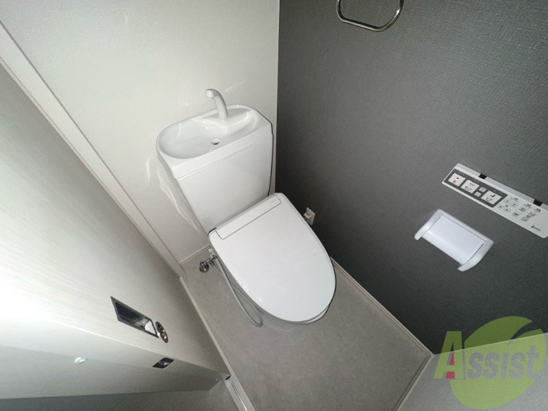 トイレ　トイレは清潔感があり安心して使用できそうです。