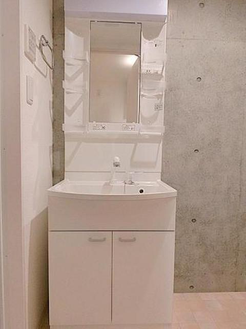 洗面設備　同仕様