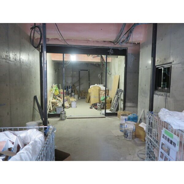 エントランス　★見学予約受付中★