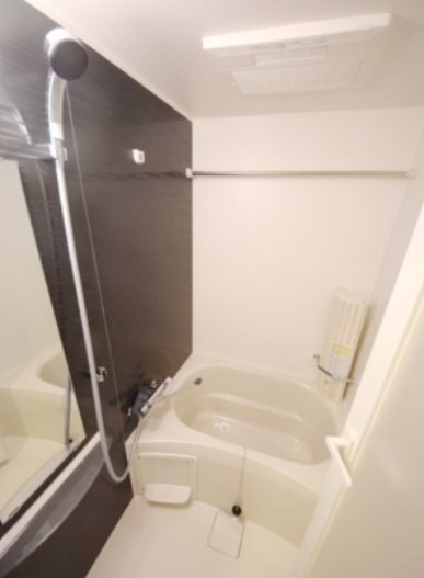 バス・シャワールーム　※別部屋参考写真