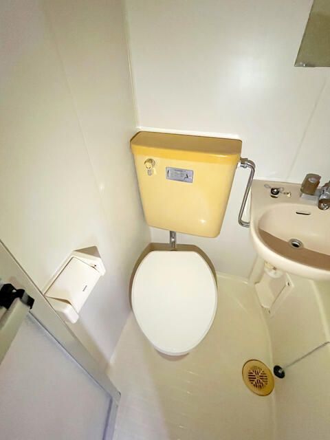 トイレ　別部屋参考写真です