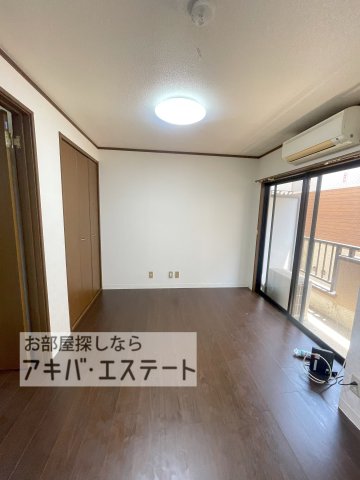 居室・リビング　同一仕様写真