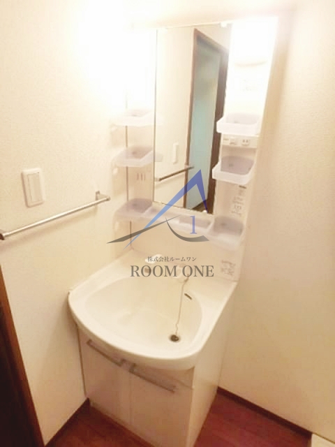 洗面設備　独立洗面台です。