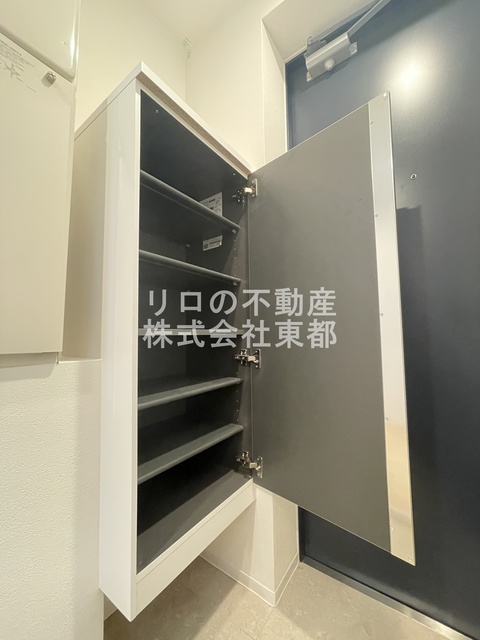 収納　下駄箱付なので、玄関はいつでもスッキリ片付きますね☆