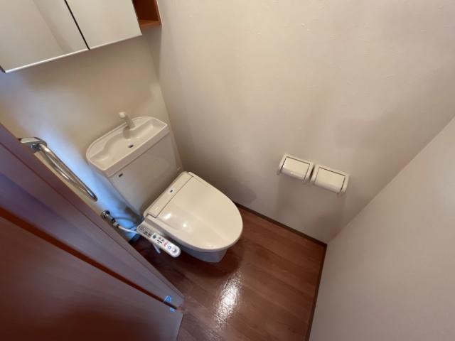 トイレ　トイレ