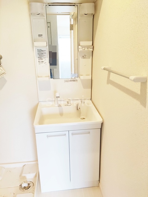 洗面設備　洗面台です。
