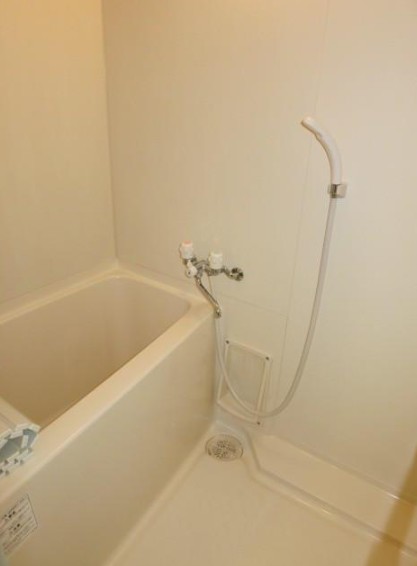 バス・シャワールーム　お風呂です