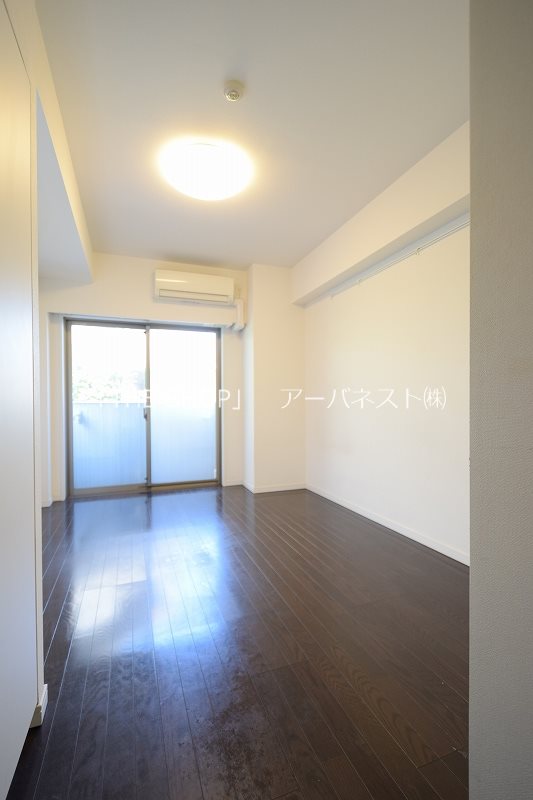 居室・リビング　洋室6.7畳