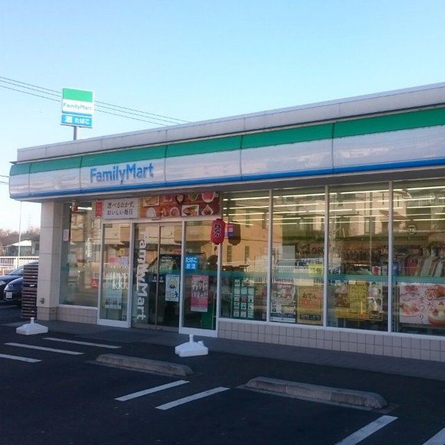 コンビニ　ファミリーマート都筑大棚町店（コンビニ）まで680m