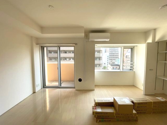 居室・リビング　イメージとして同建物他部屋を表示しています