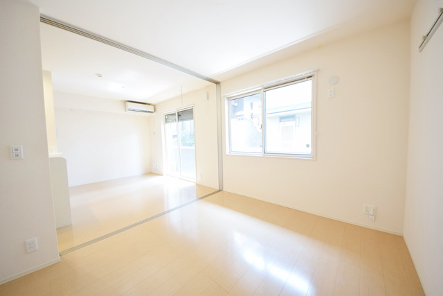 その他部屋・スペース　～白を基調とした明るいお部屋～