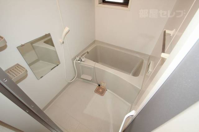 バス・シャワールーム　※２０１号室の写真です