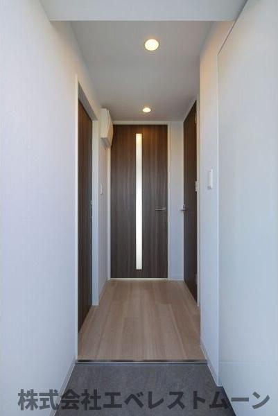 玄関　落ち着いた玄関です