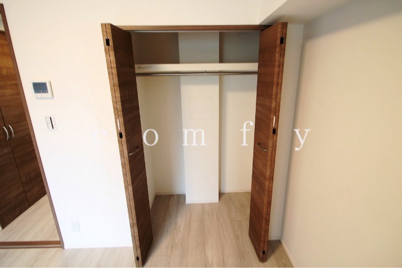 収納　奥行きのあるクローゼット