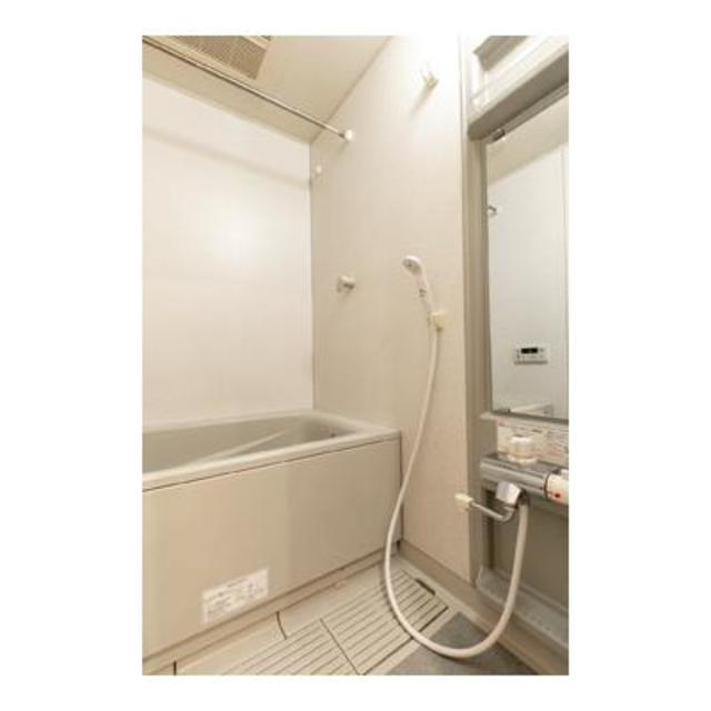 バス・シャワールーム　※写真は同タイプ住戸です。