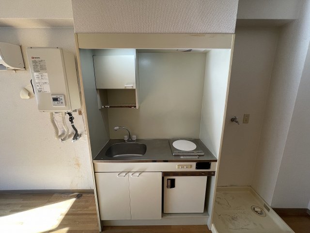 キッチン　壁付けキッチンでスペースを有効活用できます！