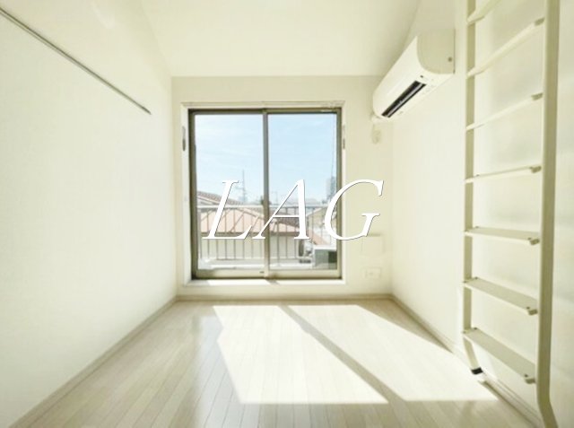 居室・リビング　洋室のお部屋です。