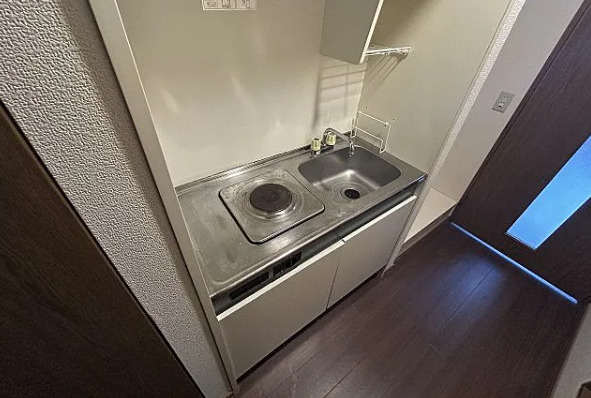 キッチン　コンパクトなキッチンで掃除もラクラク