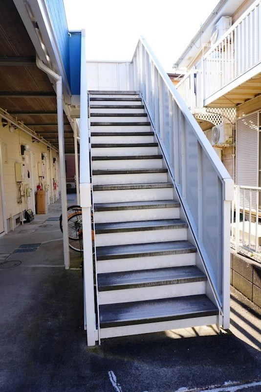 その他　共用階段