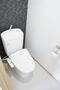 トイレ　トイレは快適な温水洗浄便座付き