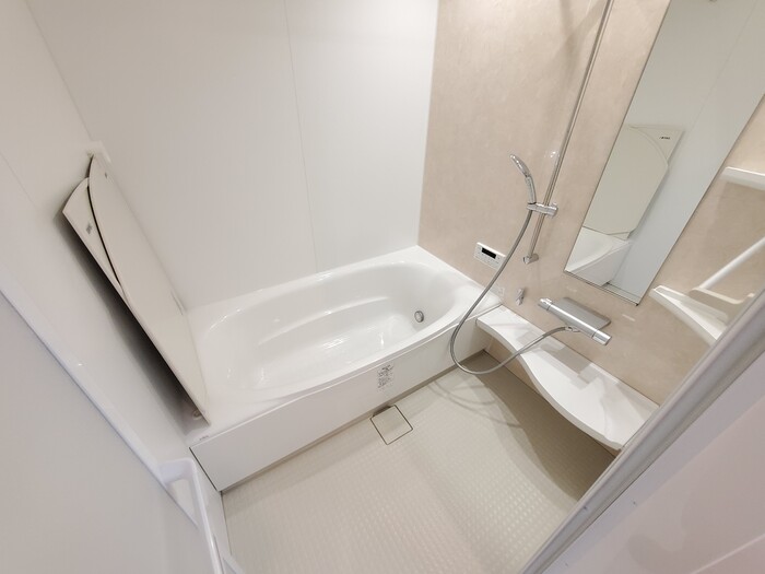 バス・シャワールーム　同仕様・同設備です。