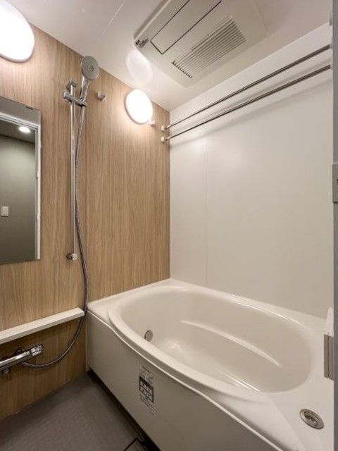 バス・シャワールーム　※写真は同タイプ住戸です。