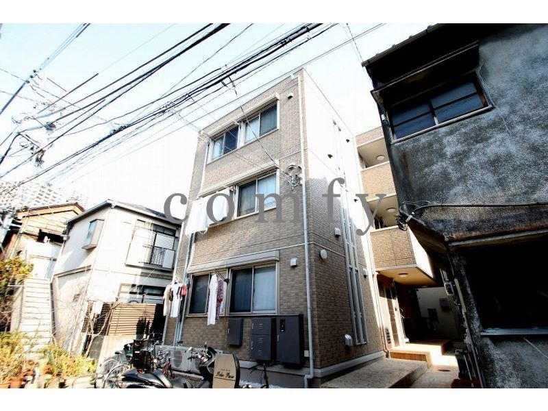 建物外観　２００９年６月竣工