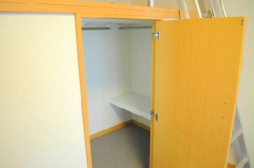 収納　ハイベッド内部にもお荷物収納いただけます！