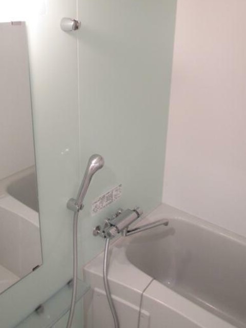 バス・シャワールーム　バスルーム