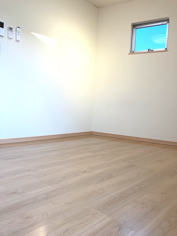 居室・リビング　※別号室写真参照