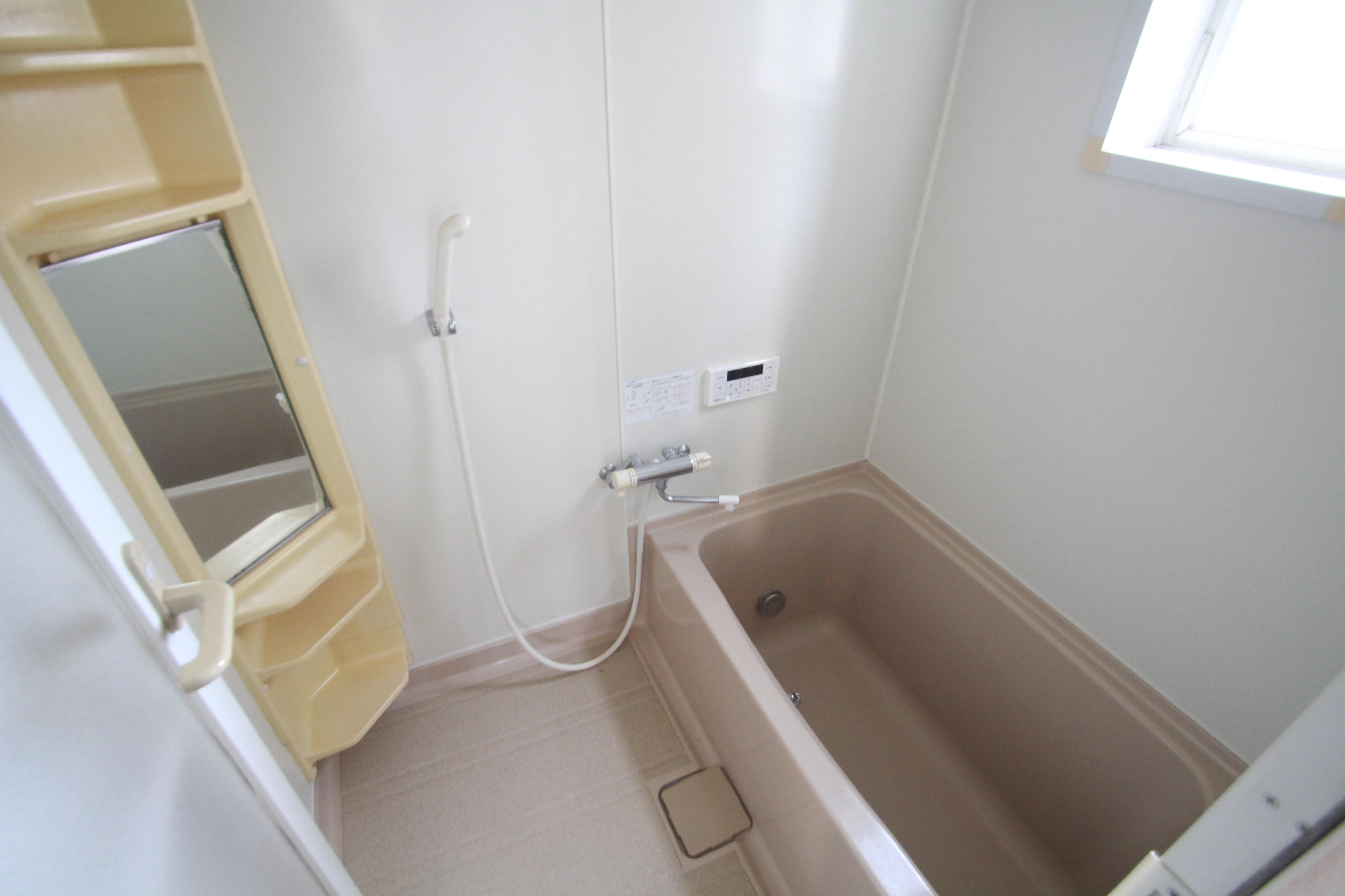 バス・シャワールーム　浴室です。