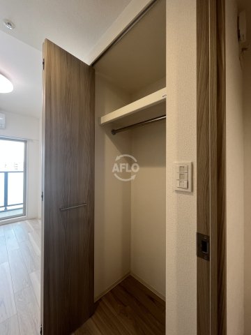 収納　プレサンス東三国駅前グランクラス　クローゼット