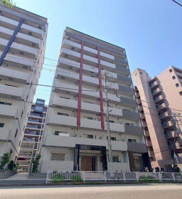 建物外観　外観タイル張りです