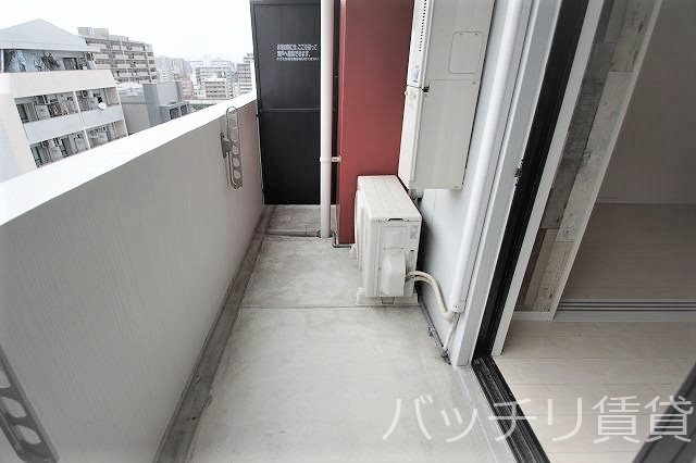 バルコニー　同型タイプの為、現状を優先致します。