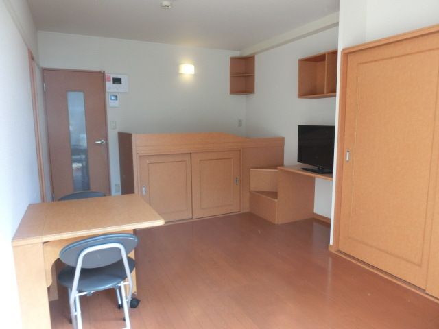 その他部屋・スペース　南西向きで陽当たり良好です