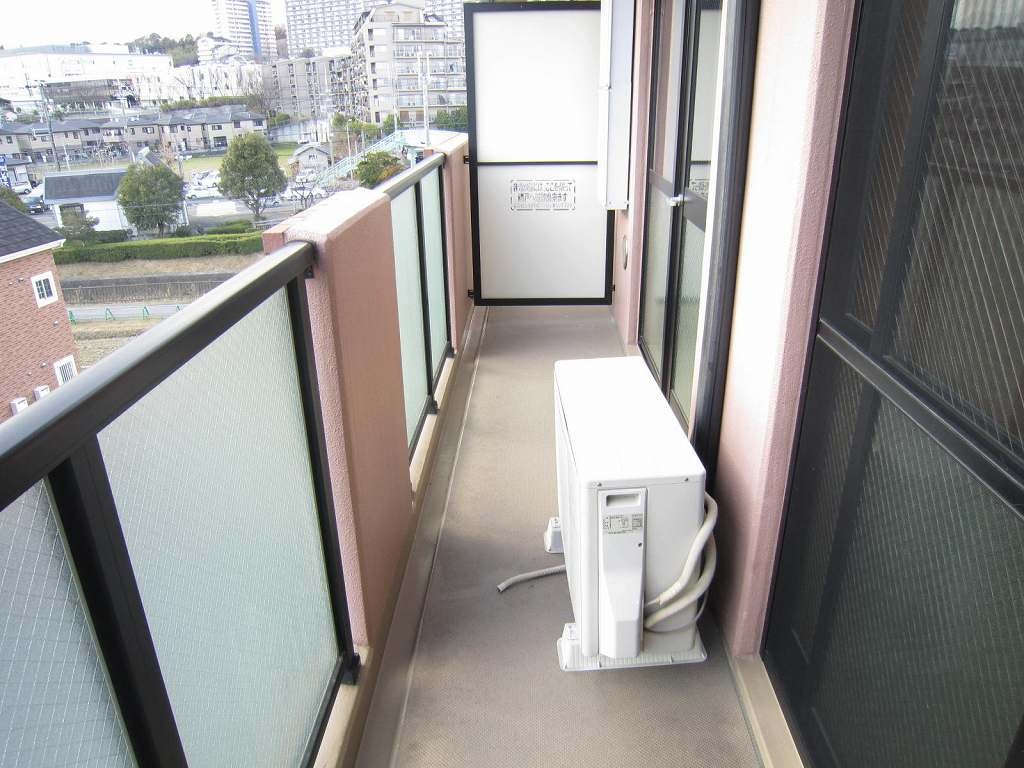 バルコニー　お洗濯がしっかり干せます!