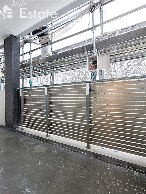 バルコニー　バルコニー