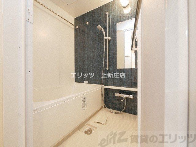 バス・シャワールーム　洗面